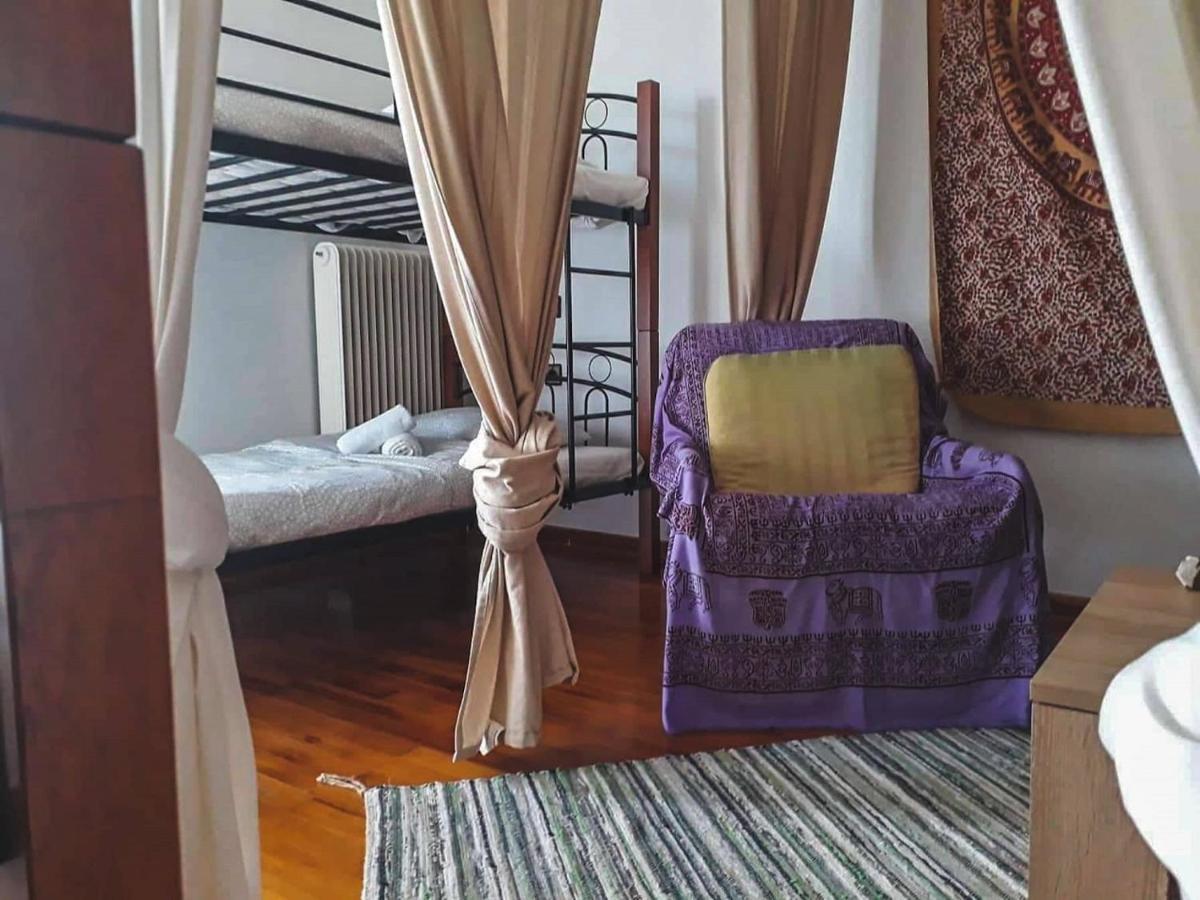 Urban Yoga House Hostel & Retreat Yanya Dış mekan fotoğraf